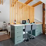 Papoula Vendeghaz * Тихань